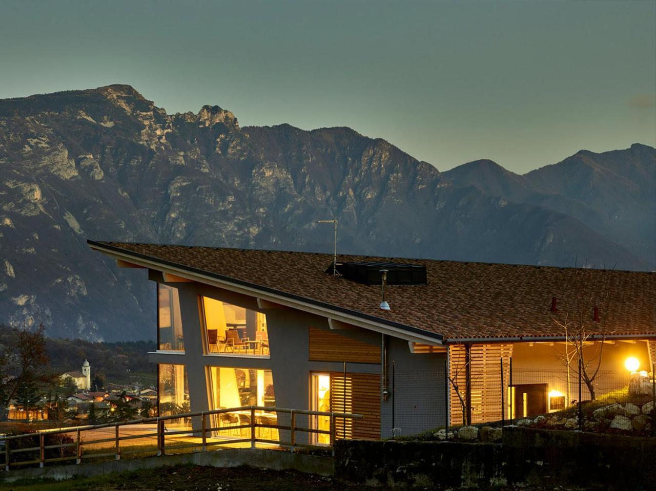Luxury Chalet Pinocchio Брентонико Экстерьер фото